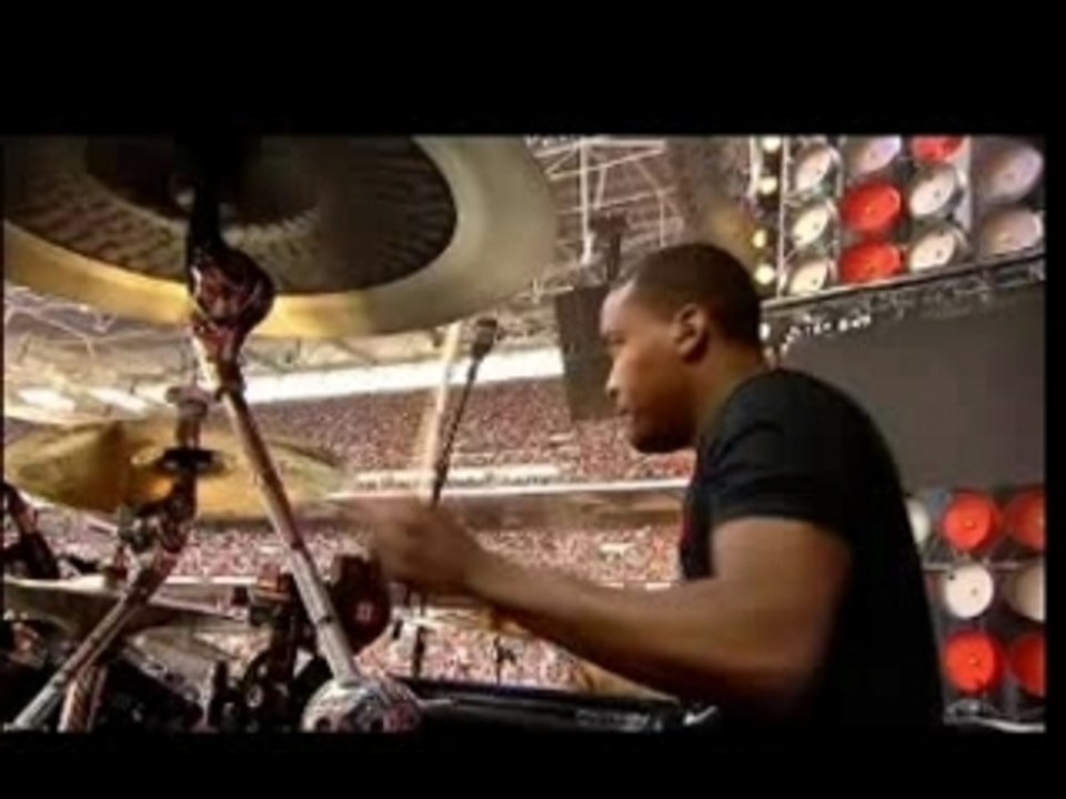 Black eyed peas - Where is the love (live)