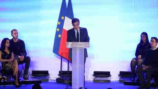 El paso atrás de Juppé allana el camino a las presidenciales francesas de Fillon