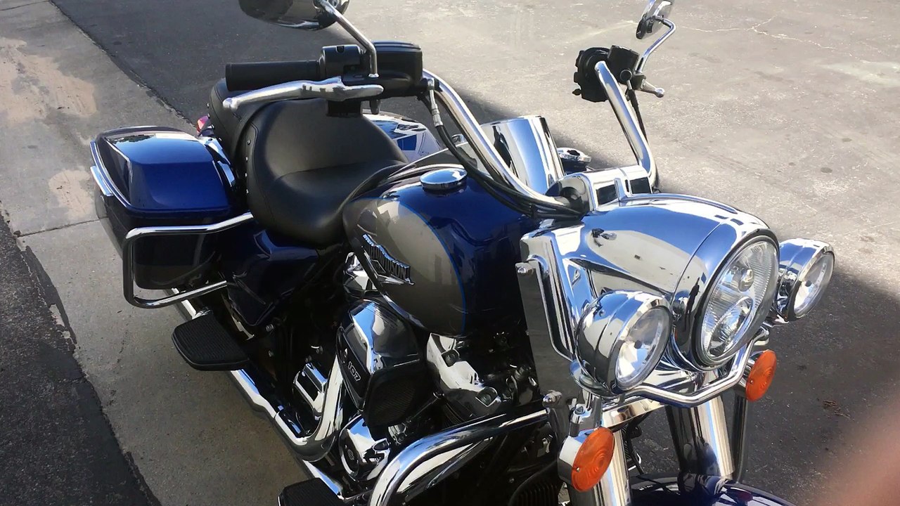 2017 Harley-Davidson Road King Walkaround