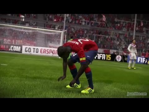 Reportage : PES 15 vs FIFA 15