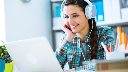 3 FREE Online Classes to Help You Learn New Skills