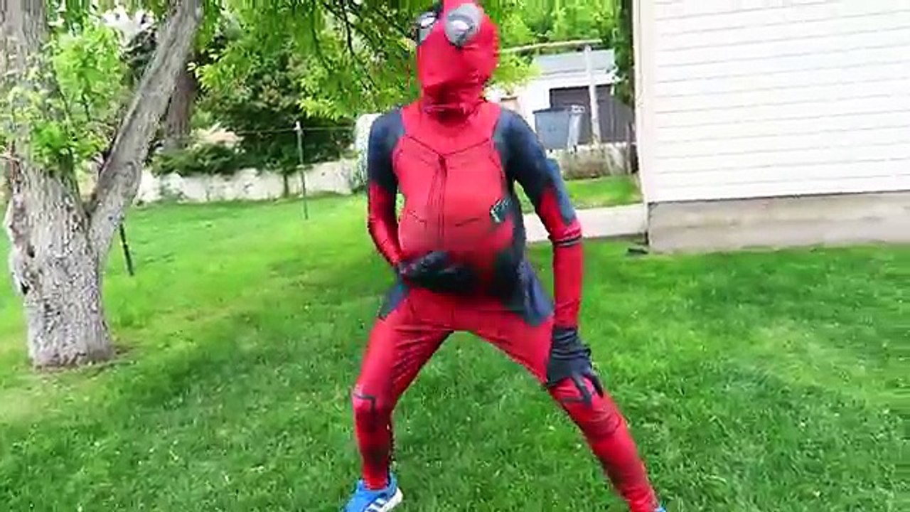 Frozen Elsa & Spider-man Eat Giant Donut vs Joker Deadpool Spidey Funny Superhero Movie in real life