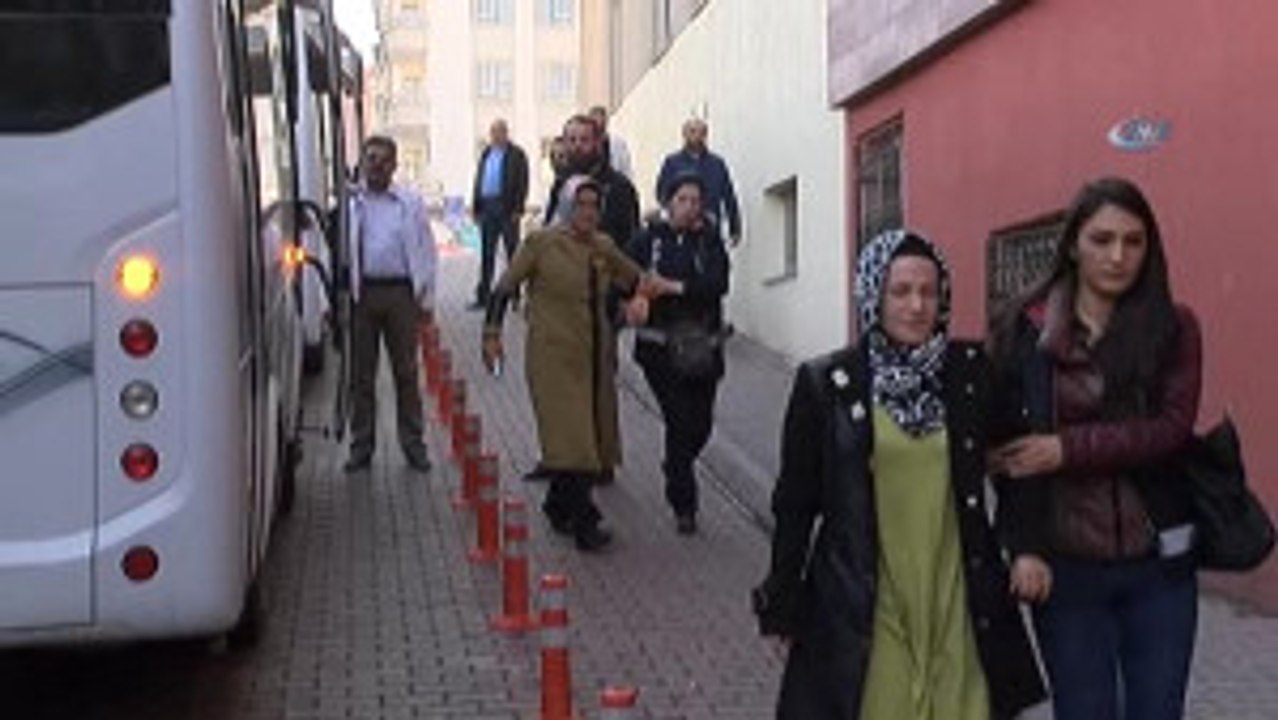 Bylock Kullandığı Tespit Edilen Meslekten İhraç Edilmiş 21 Kadın Öğretmen Adliyeye Sevk Edildi