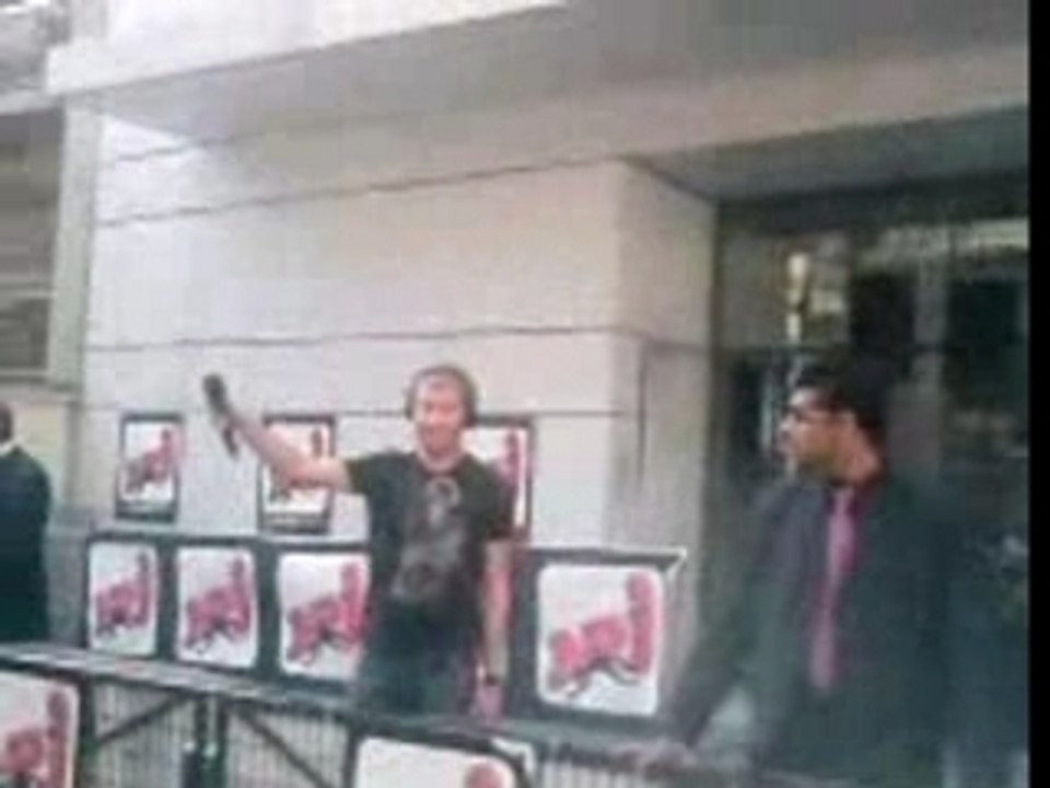 Tokio Hotel Nrj 14 septembre. Attente.