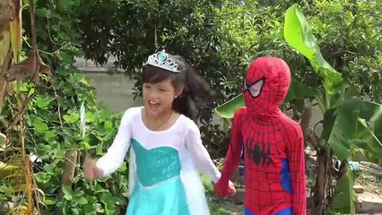 BABY Spiderman and Frozen Elsa Don't WEA