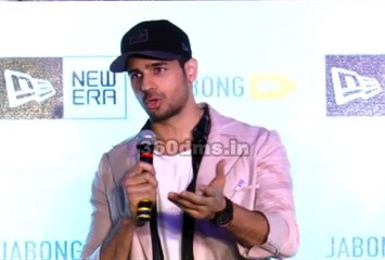 Sidharth Malhotra Gives Shopping TIPS To All