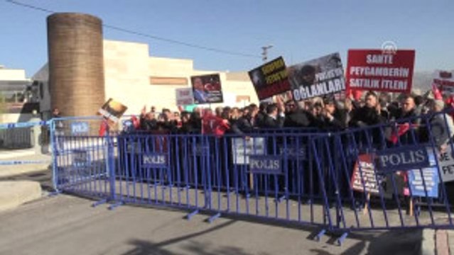 Cumhurbaşkanı Erdoğan'a Suikast Girişimi Davası - Vatandaşlar Sanıkları Protesto Etti