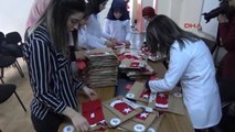 Rize Kız Öğrenciler Şehitler Için 250 Türk Bayrağı Dikti