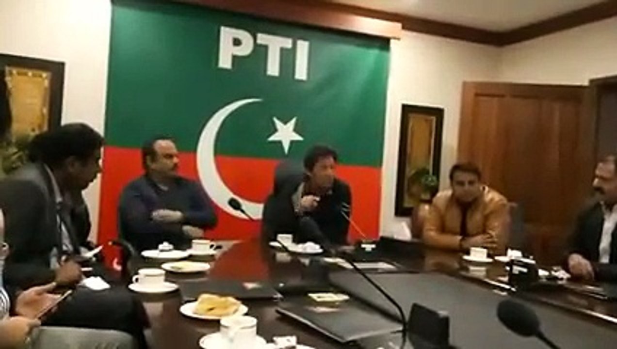 Will You Come Out On The Roads If Panama Case Decision Comes Against You?? - Imran Khan Straight Forward Answer