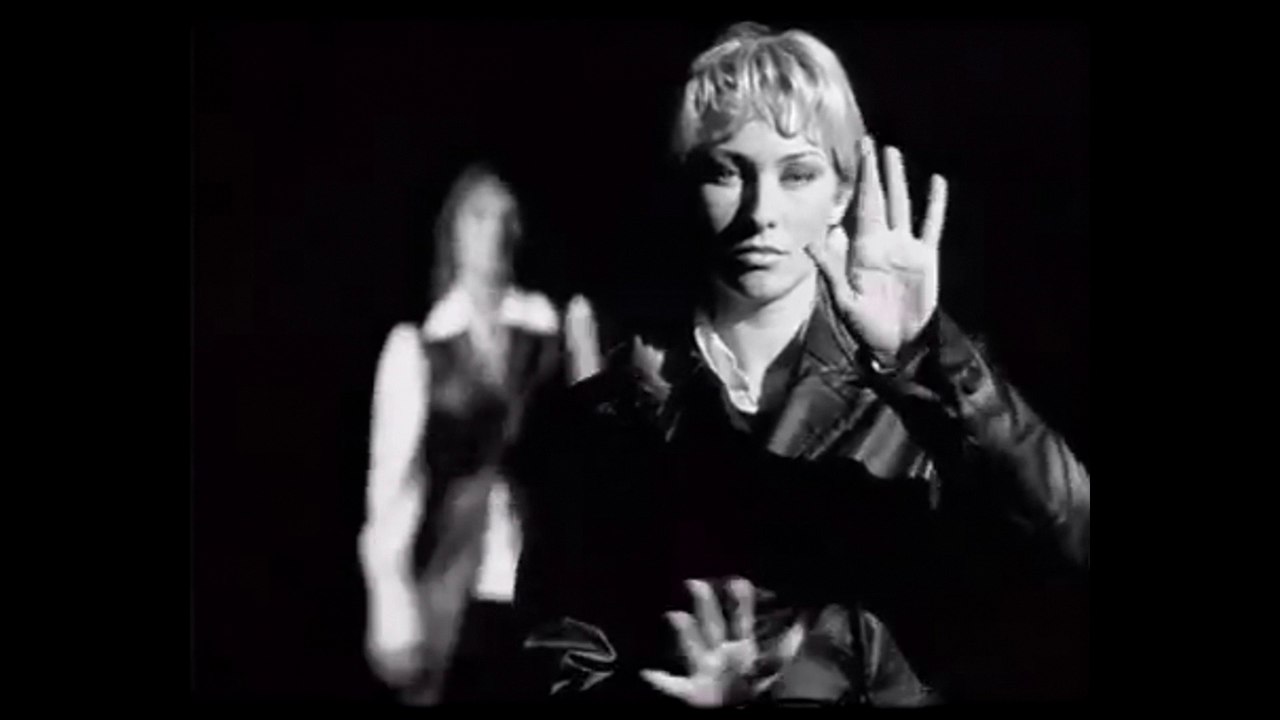 SMASH - Shape That She Wants