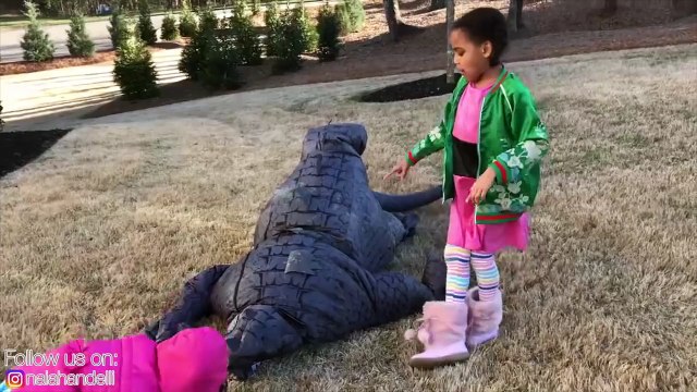 CHILDREN'S PRETEND PLAY! Family Fun for Kids Indoor Play Area Children Activities-GnWxSiUfpvA