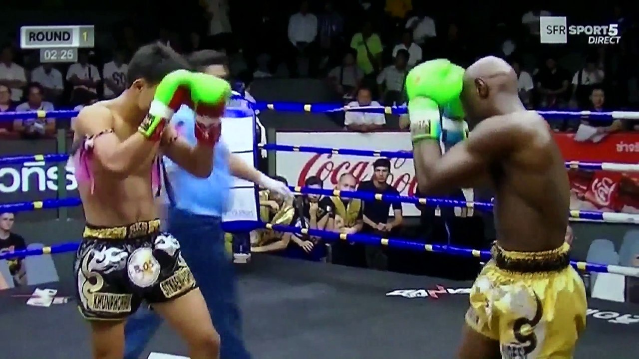 Celestin MENDES vs KHUNPHONNOY BEST OF SIAM X 23.2.2017 RAJADAMNERN STADIUM BANGKOK