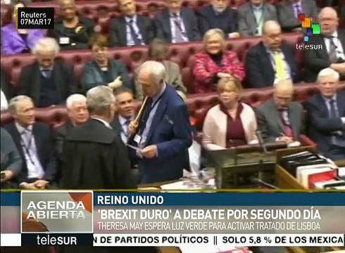 Legisladores británicos debaten la salida de Reino Unido de la UE