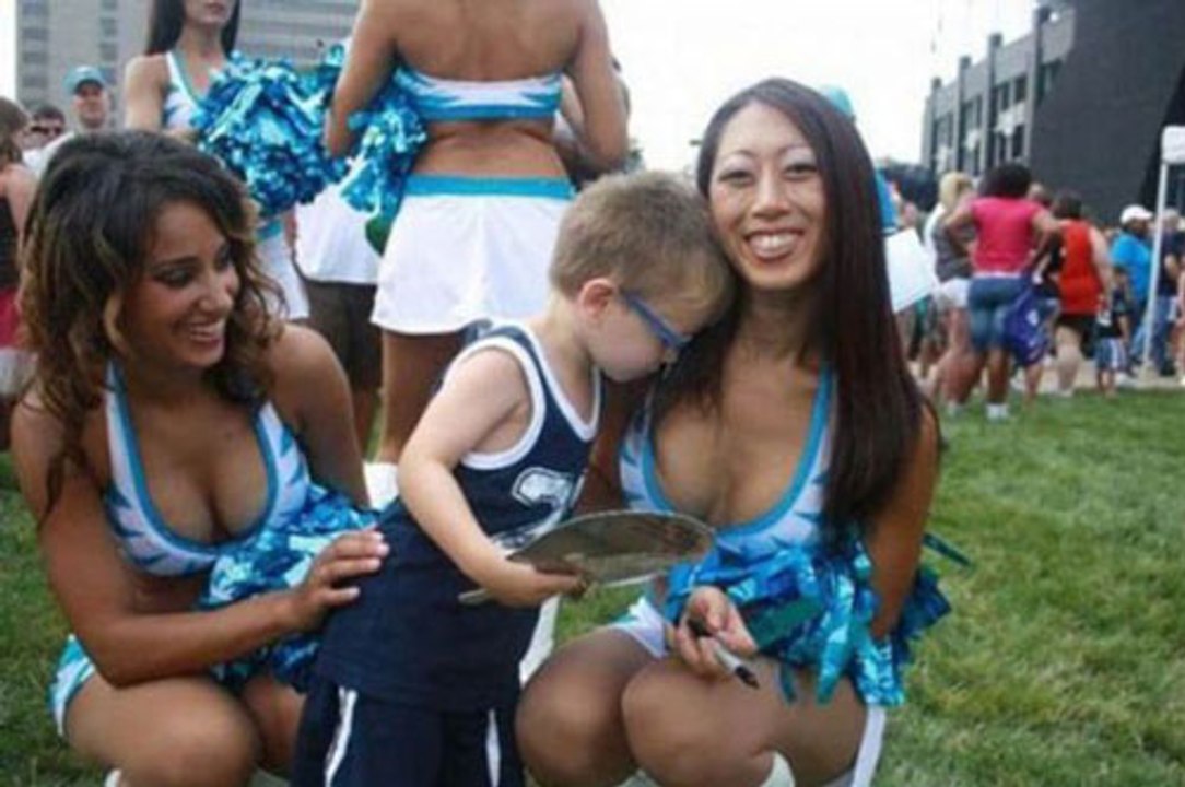 This Young Kid Get Caught Very Funny