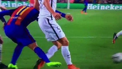 Neymar's Off The Ball Kick On Marquinhos!