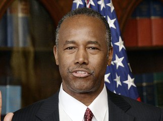 Public (bad) Buzz : Le ministre Ben Carson compare les esclaves aux immigrés et provoque la fureur du net