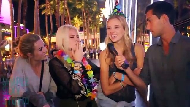 Picking Up Hot Girls in Vegas!! - Public Trolling 2017