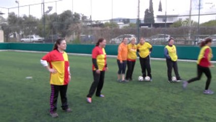 Bodrum'da Annelerin Futbol Mücadelesi - Muğla