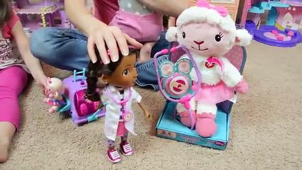 Doc McStuffins Toys Smiles & Hugs Bedroom Lambie Susie Sunshine Disney Toy