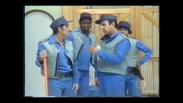 Quadros OS TRAPALHÔES na TV Ep 170 171 Dia de Limpeza Aluguel atrasado