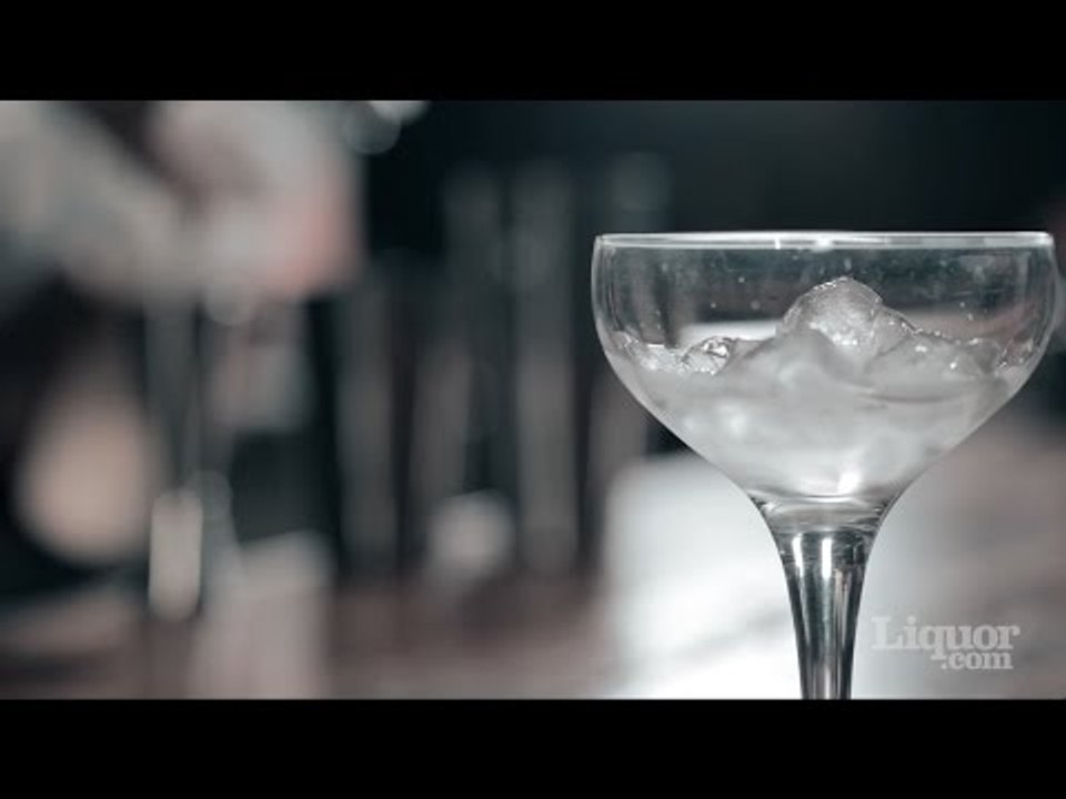 How to Chill a Glass for a Cocktail Tips & Tricks from a Bartender