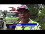 Pengendara Motor di Batam Tertimpa Pohon Tumbang -NET5 8 Oktober