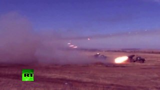 Video tên lửa Nga bay ngút trời