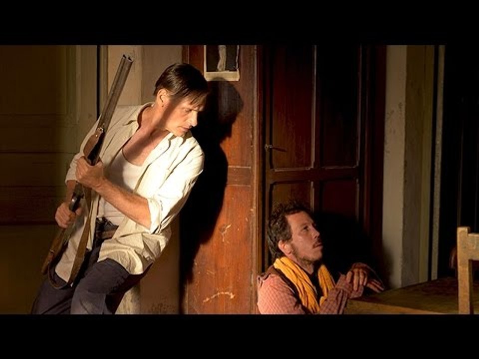 "L'attaque" LOIN DES HOMMES Extrait # 3