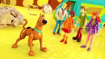 5 Action Figures, Mystery Machine & Mystery Mansion Playset - Scooby-Doo - Character