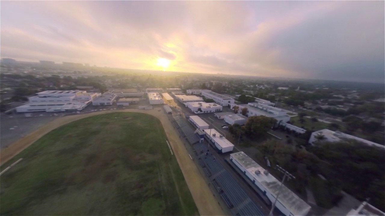 Premier vol.. et accident d'un Drone ! FAIL