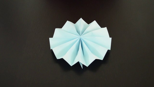 Tuto papier : Fabriquez une belle rosace