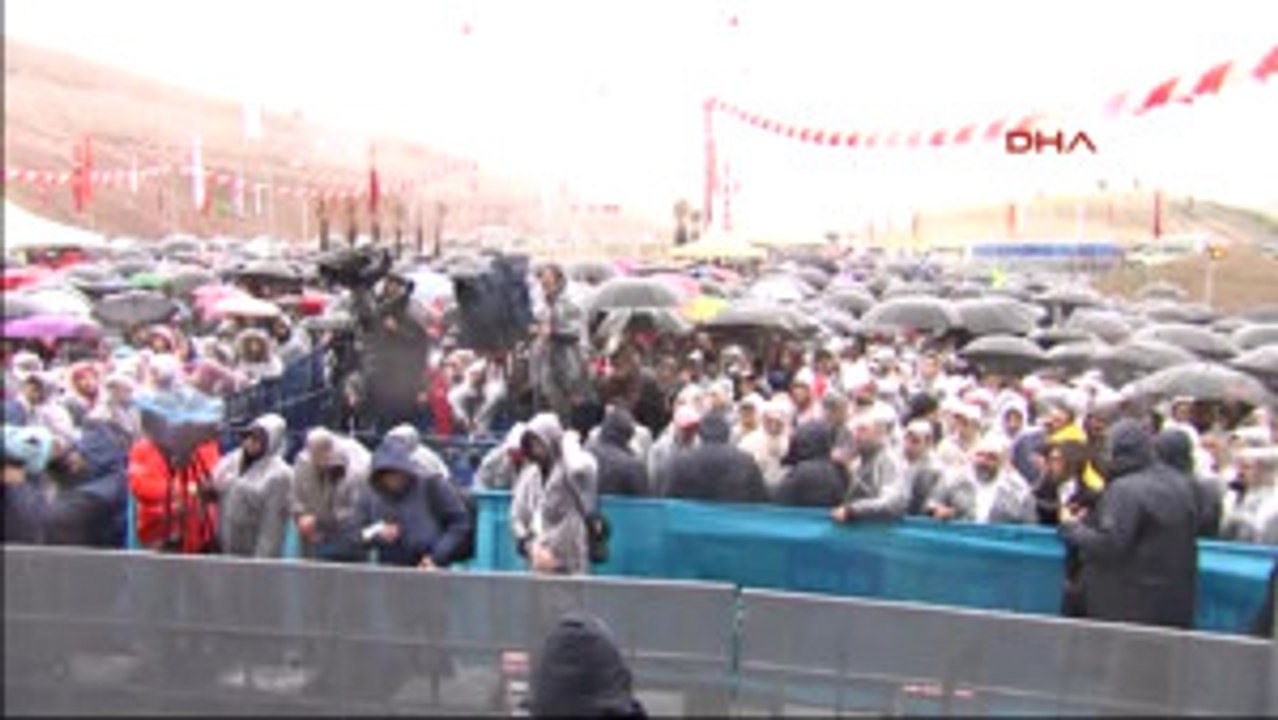 Izmir Başbakan Binali Yıldırım Istanbul-Bursa- Izmir Otoyol Kesimi Açılış Töreni'nde Konuştu