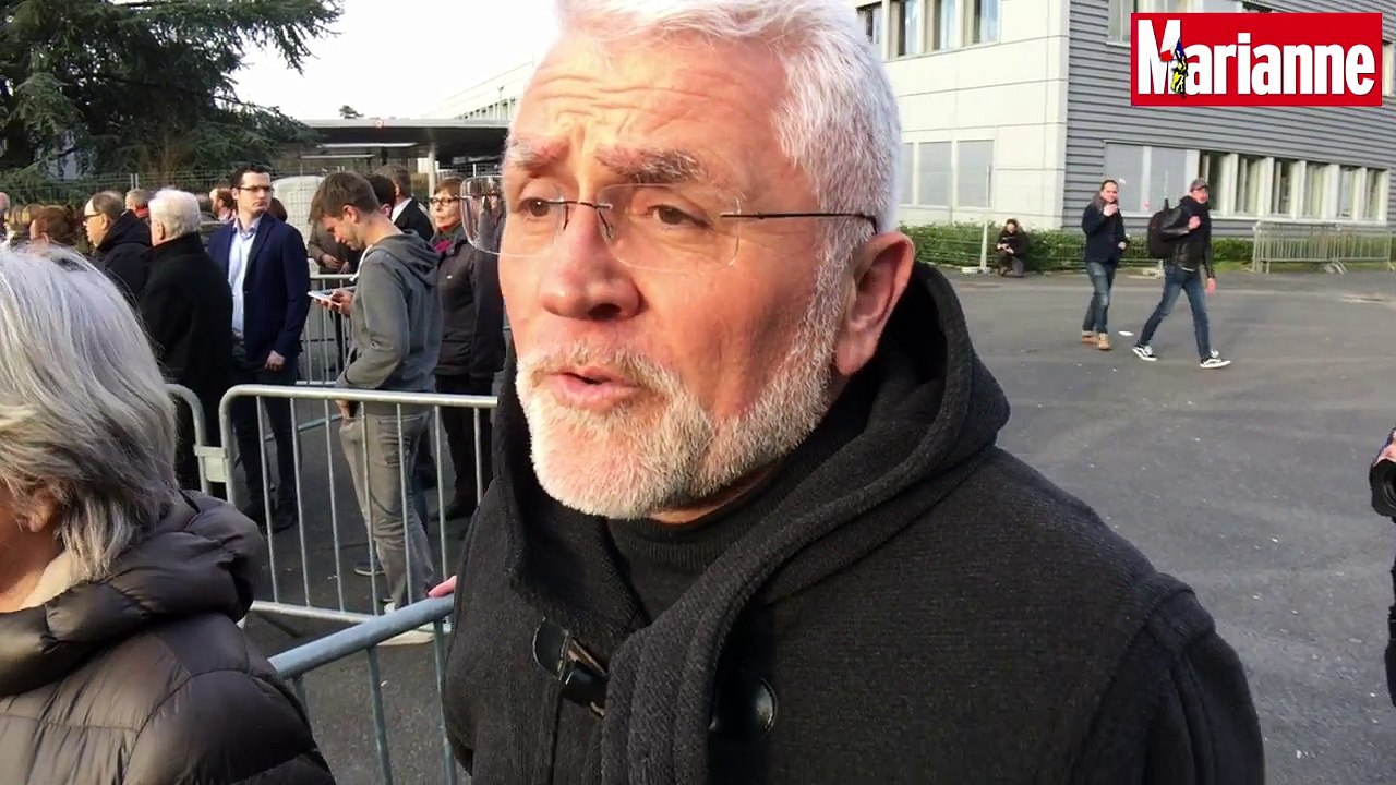 A Orléans, les militants de Fillon dénoncent un "complot"