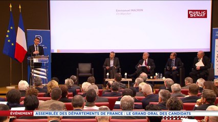 Emmanuel Macron veut "recentraliser le versement du RSA" au niveau de l'Etat