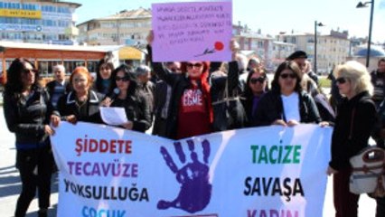 Sivas Kadınlar Günü Çeşitli Etkinliklerle Kutlandı