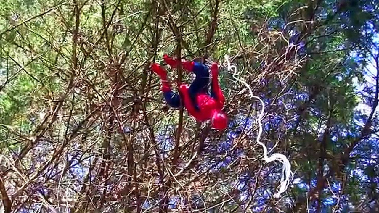 Spiderman vs Congelado Elsa Embarazada, Spiderbaby, Elsa Bebé en la vida real de la Diversión de los Superhéroes de mo