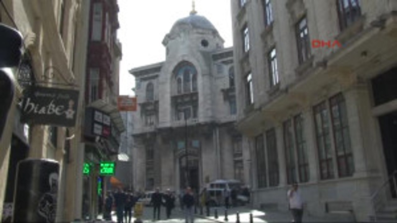 AK Parti Gençlik Kolları Kılıçdaroğlu'na 'evet Gazetesi" Gönderdi