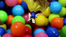 BALL PIT SURPRISE SHOW - Learn Colors w/ Disney Princess Toys Elsa Cinderella Belle