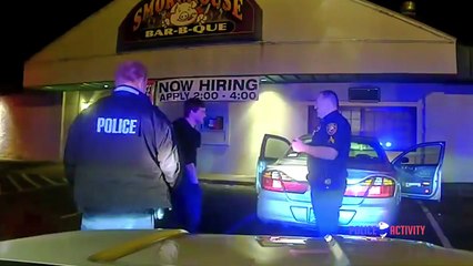 Il jongle devant les policiers pour prouver qu'il est sobre