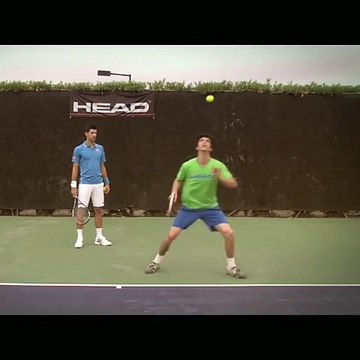 Djokovic hayranlıkla izledi
