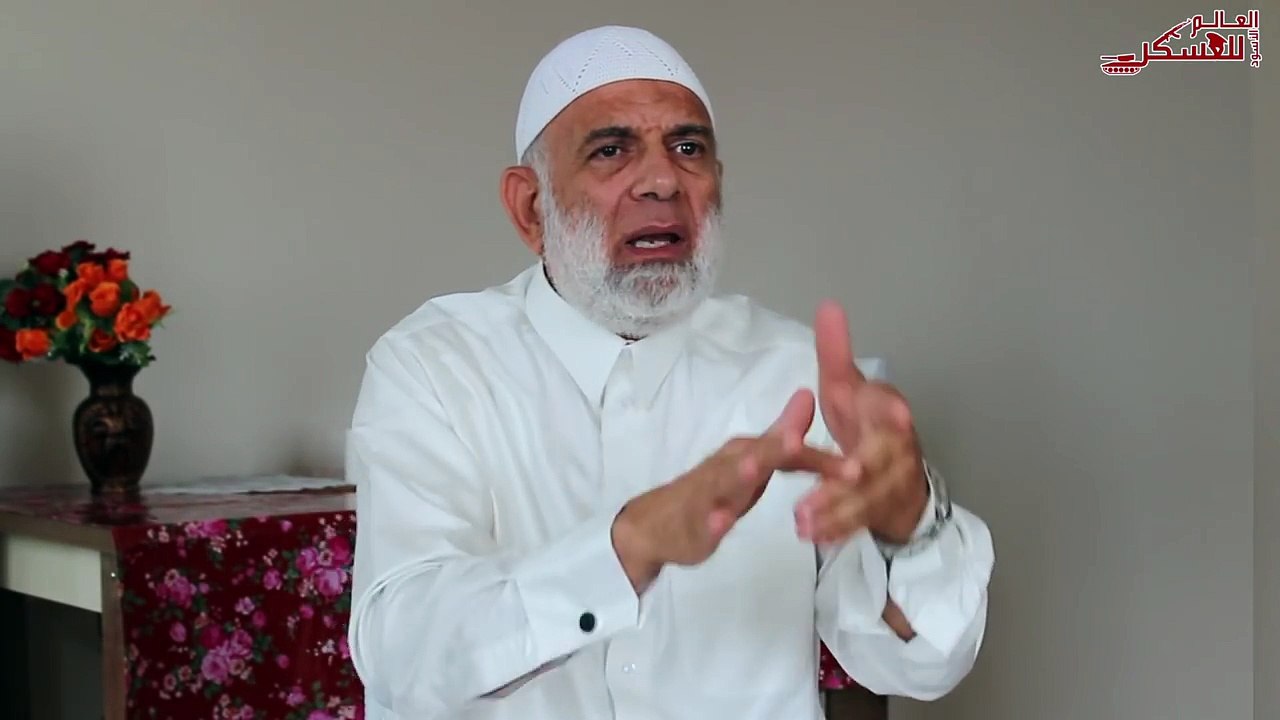 الضابط وجدي غنيم- الجيش المصري تهريج منظم ولو فتحت دماغ أي ضابط ستجد امرأة عارية وزجاجة خمر (٢)
