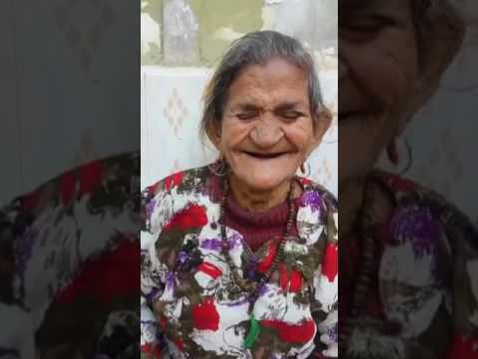 I love you old women style "I labro"