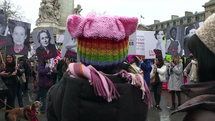 Manifestation pour les droits des femmes à Paris