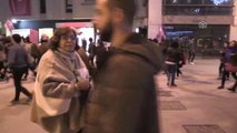 Istiklal Caddesi'nde Bir Araya Gelen Çok Sayıda Kadın Yürüyüş Yaptı - Istanbul