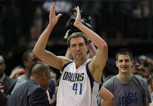 Dallas Mavericks' star Dirk Nowitzki joins 30,000-point club