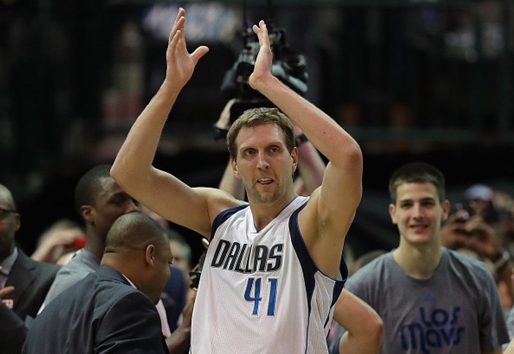 Dallas Mavericks' star Dirk Nowitzki joins 30,000-point club