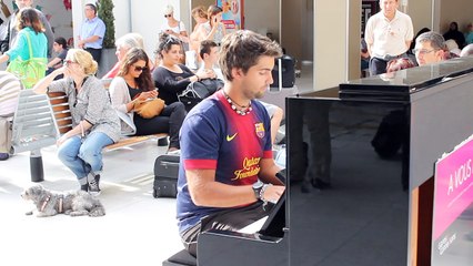 Before Improvisation at the Train Station in Paris