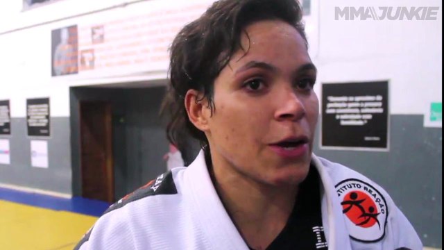 Amanda Nunes enjoying time away from fighting, not avoiding Valentina Shevchenko