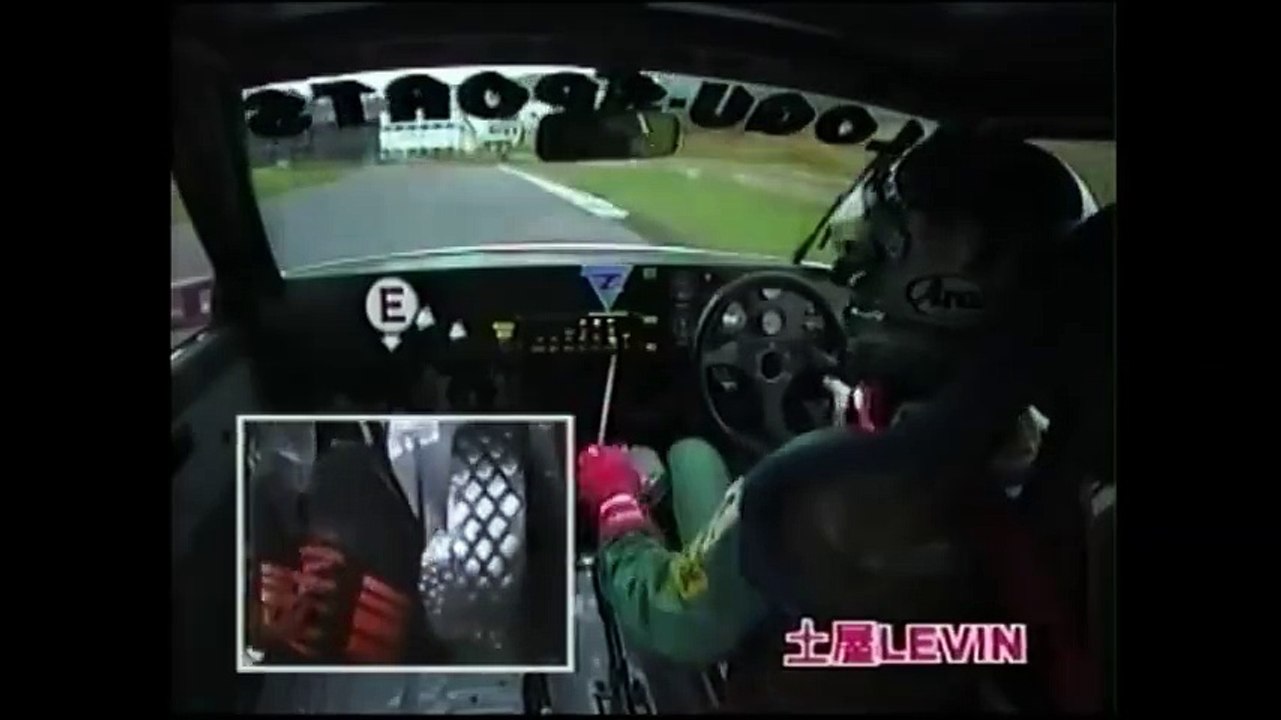580bhp Skyline vs 200bhp AE86