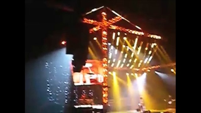 Muse - Knights of Cydonia, Bordeaux Patinoire Meriadeck, 10/31/2006